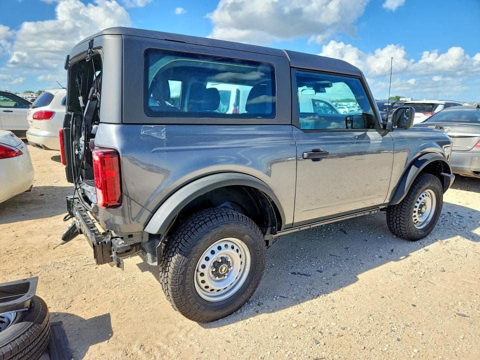 2025 FORD BRONCO 3