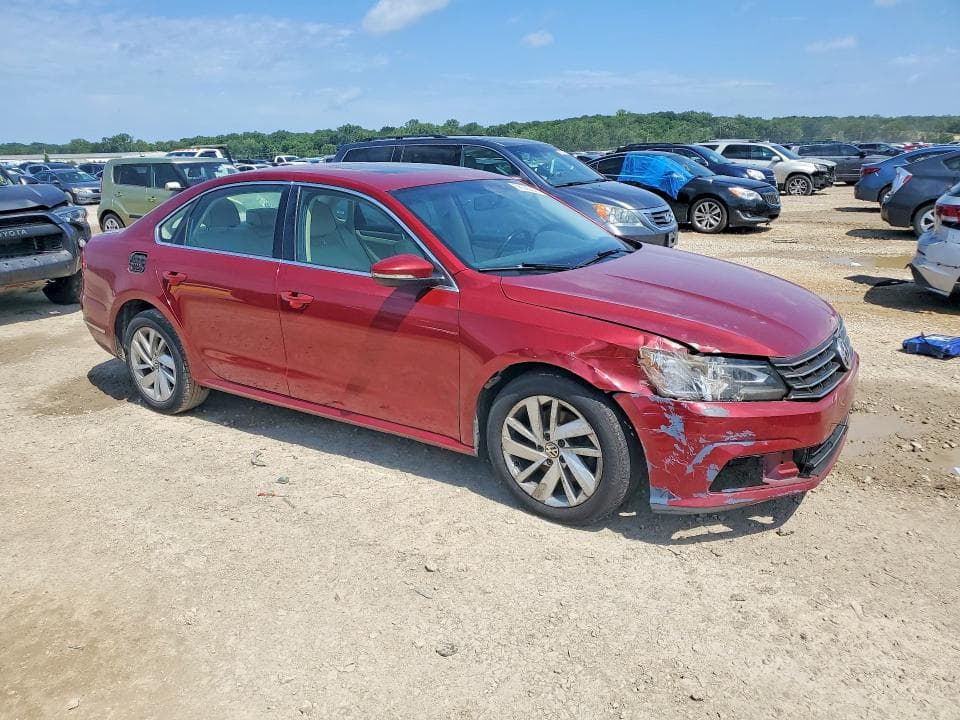 2018 VOLKSWAGEN PASSAT SE 4