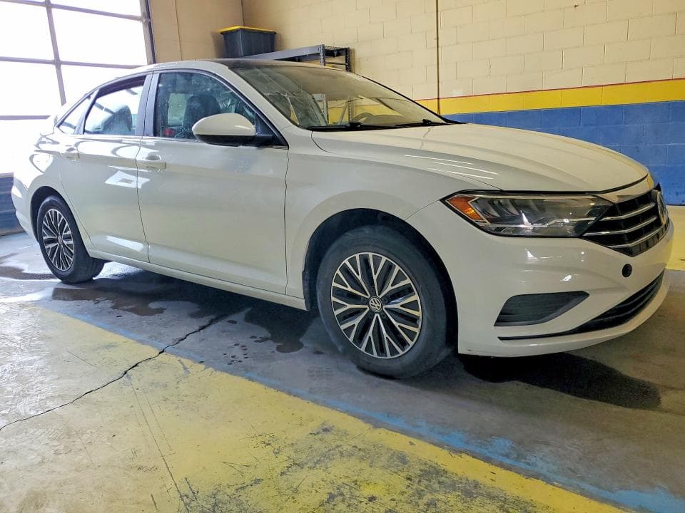 2019 VOLKSWAGEN JETTA S/SE/R-LINE 4