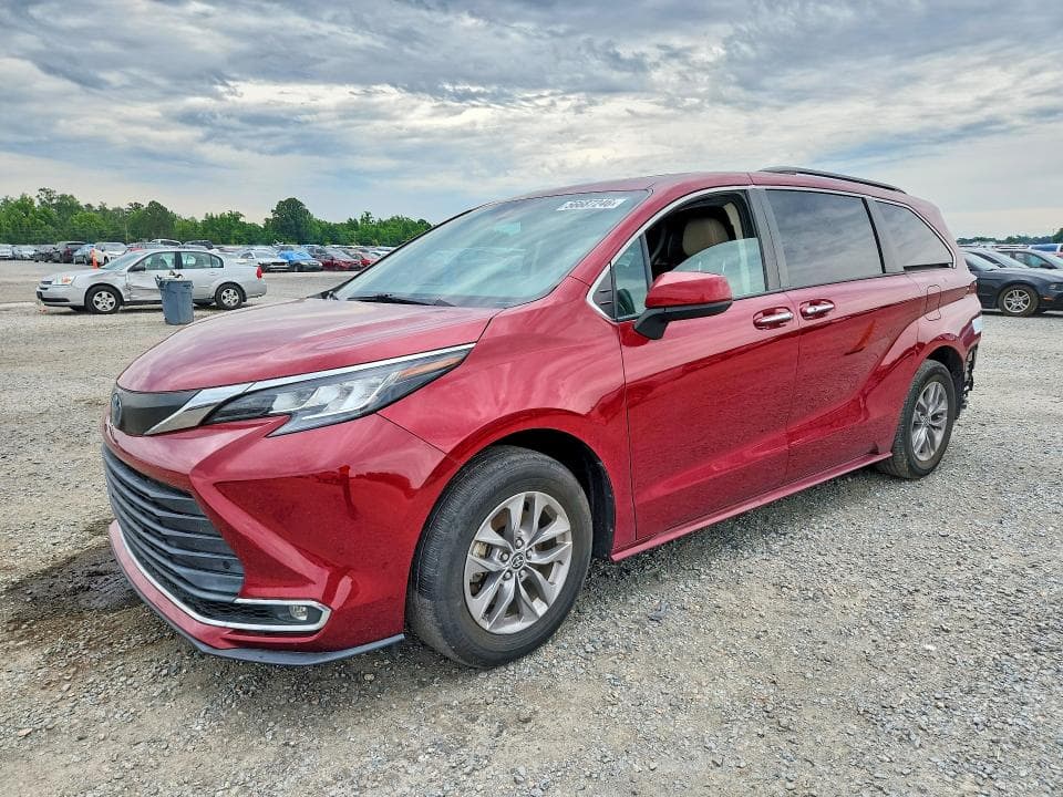 2022 TOYOTA SIENNA XLE XLE - 1