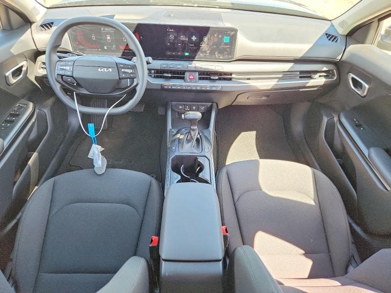 2026 KIA K4 LXS 8