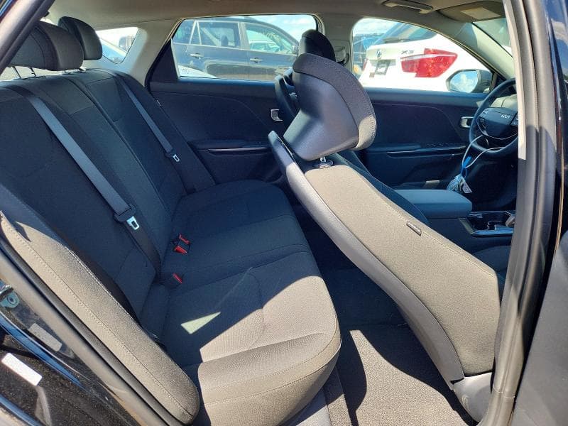 2026 KIA K4 LXS 10