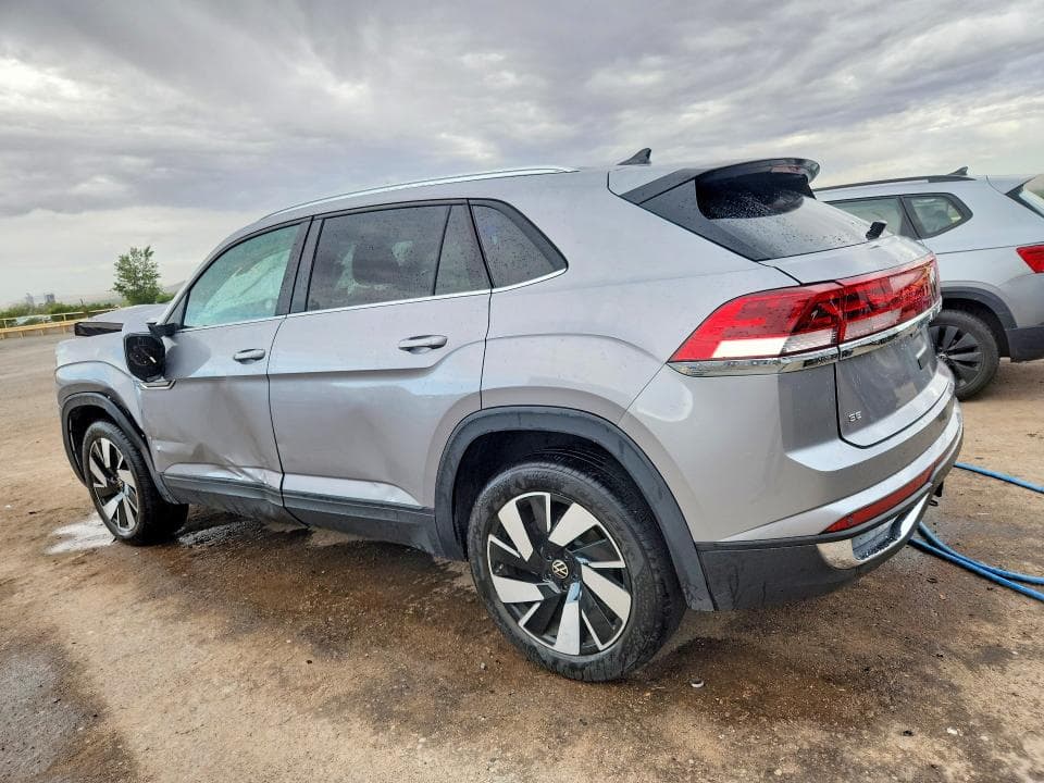 2025 VOLKSWAGEN ATLAS CROSS SPORT SE 2