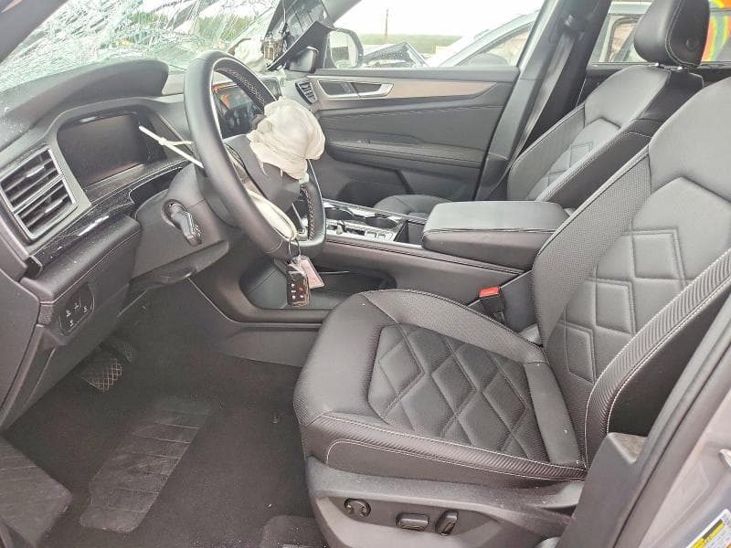 2025 VOLKSWAGEN ATLAS CROSS SPORT SE 7