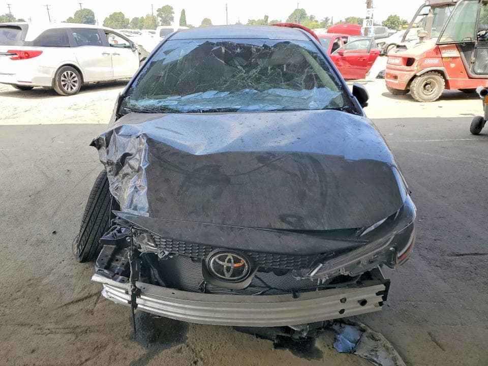 2026 TOYOTA COROLLA LE 5
