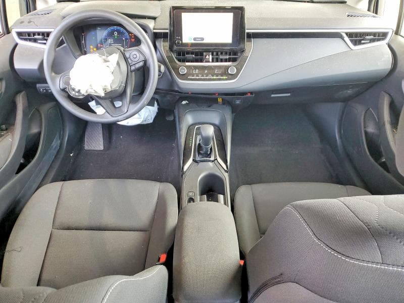 2026 TOYOTA COROLLA LE 8