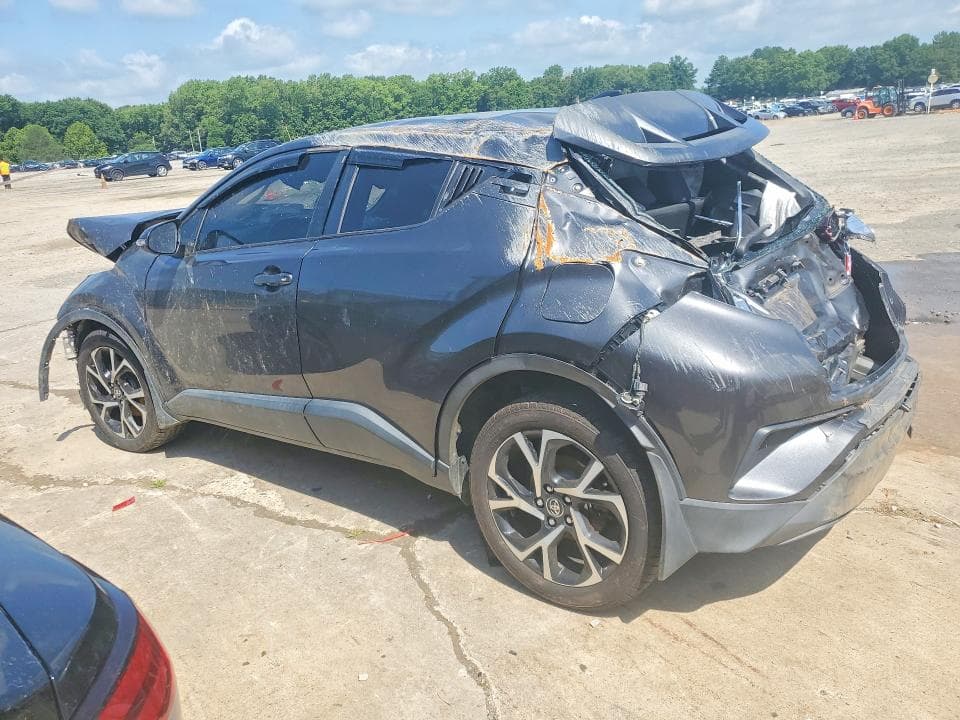2018 TOYOTA C-HR XLE XLE 2