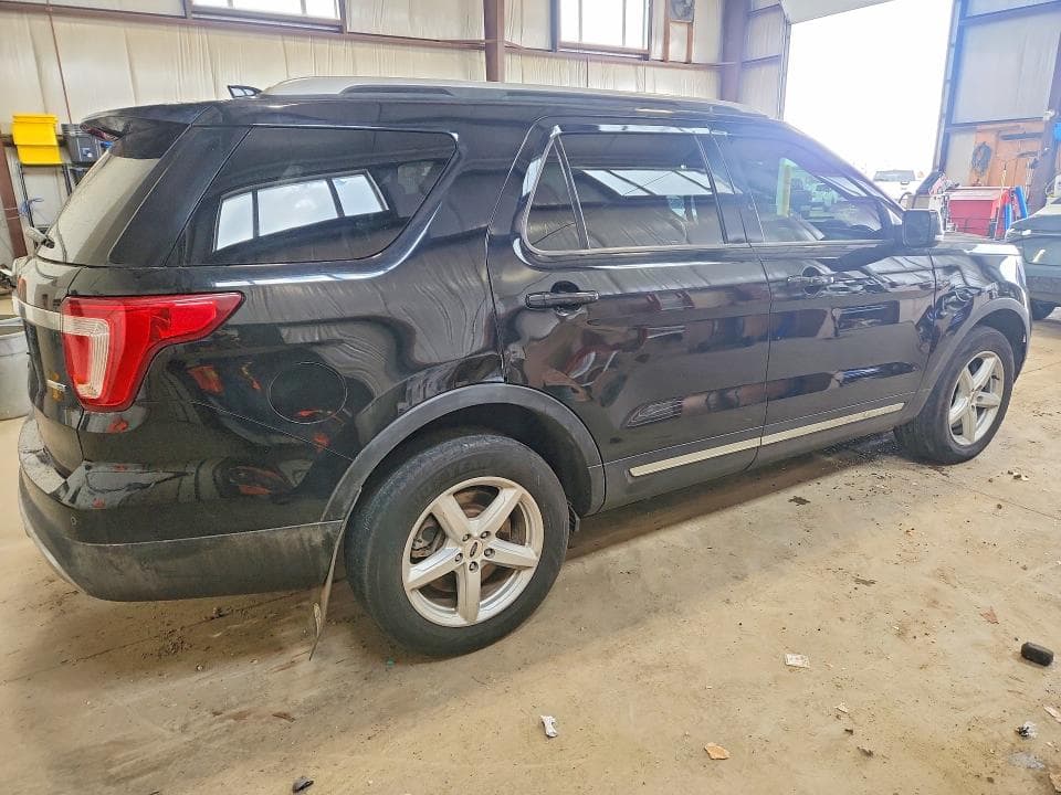 2017 FORD EXPLORER XLT XLT 4