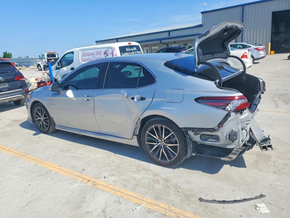2023 TOYOTA CAMRY XLE XLE 2