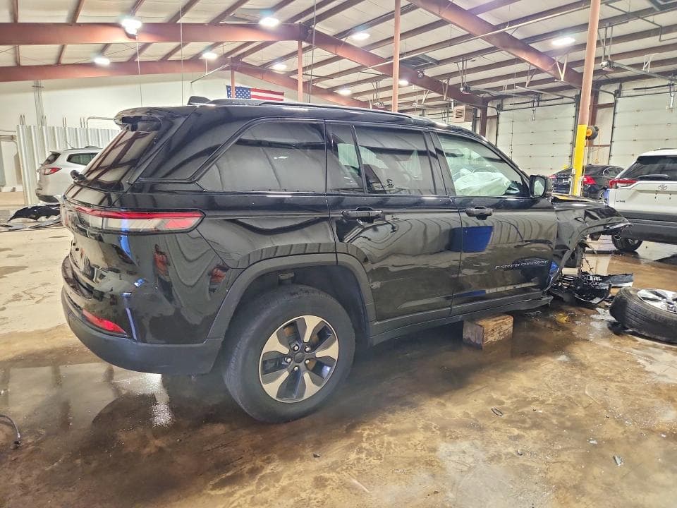 2022 JEEP GRAND CHEROKEE LIMITED 4XE 3