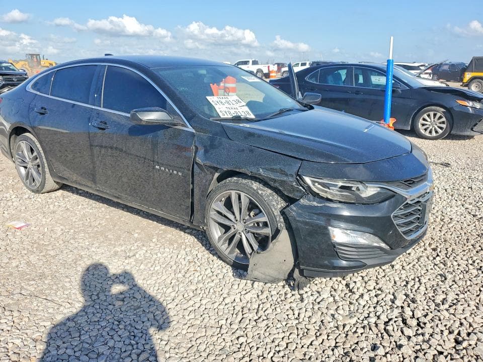 2021 CHEVROLET MALIBU LT 4