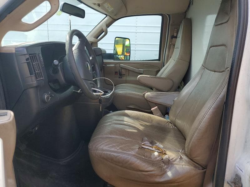 2017 CHEVROLET EXPRESS G4500 7