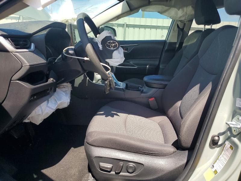 2021 TOYOTA RAV4 XLE XLE 7