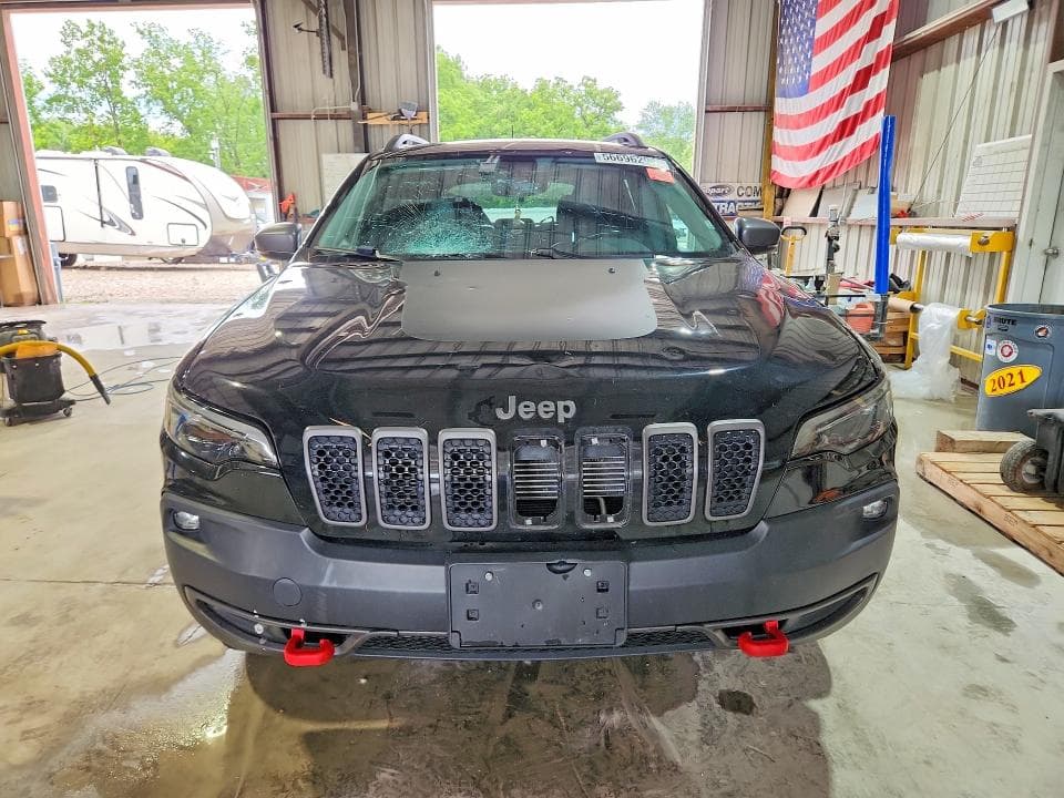 2019 JEEP CHEROKEE TRAILHAWK 5