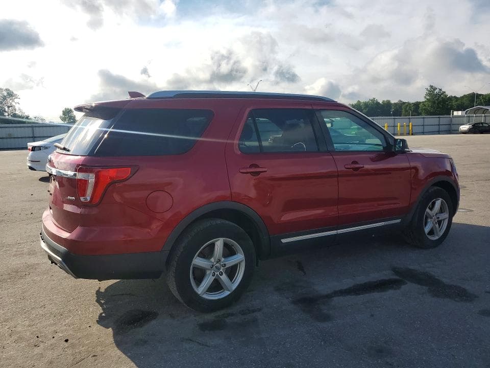 2017 FORD EXPLORER XLT 3