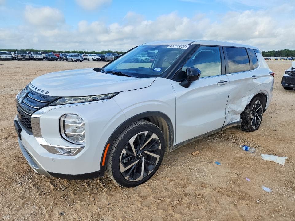 2024 MITSUBISHI OUTLANDER SE - 1