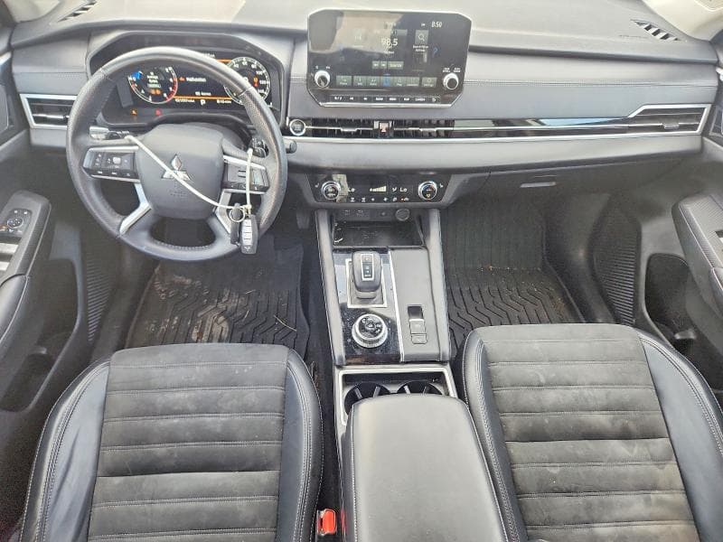 2024 MITSUBISHI OUTLANDER SE 8