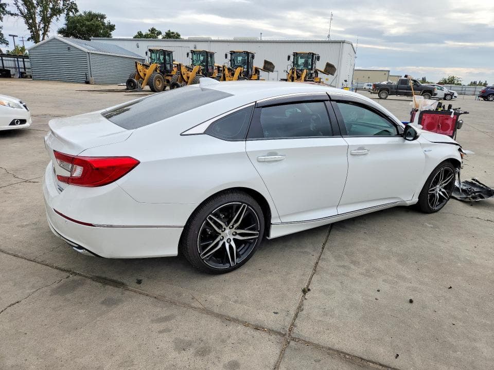 2022 HONDA ACCORD TOURING HYBRID 3