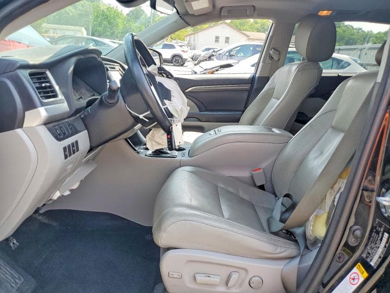 2018 TOYOTA HIGHLANDER LIMITED 7