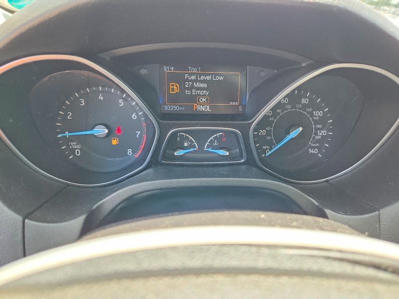 2017 FORD FOCUS SE 9
