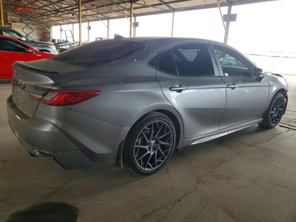 2025 TOYOTA CAMRY XSE 3