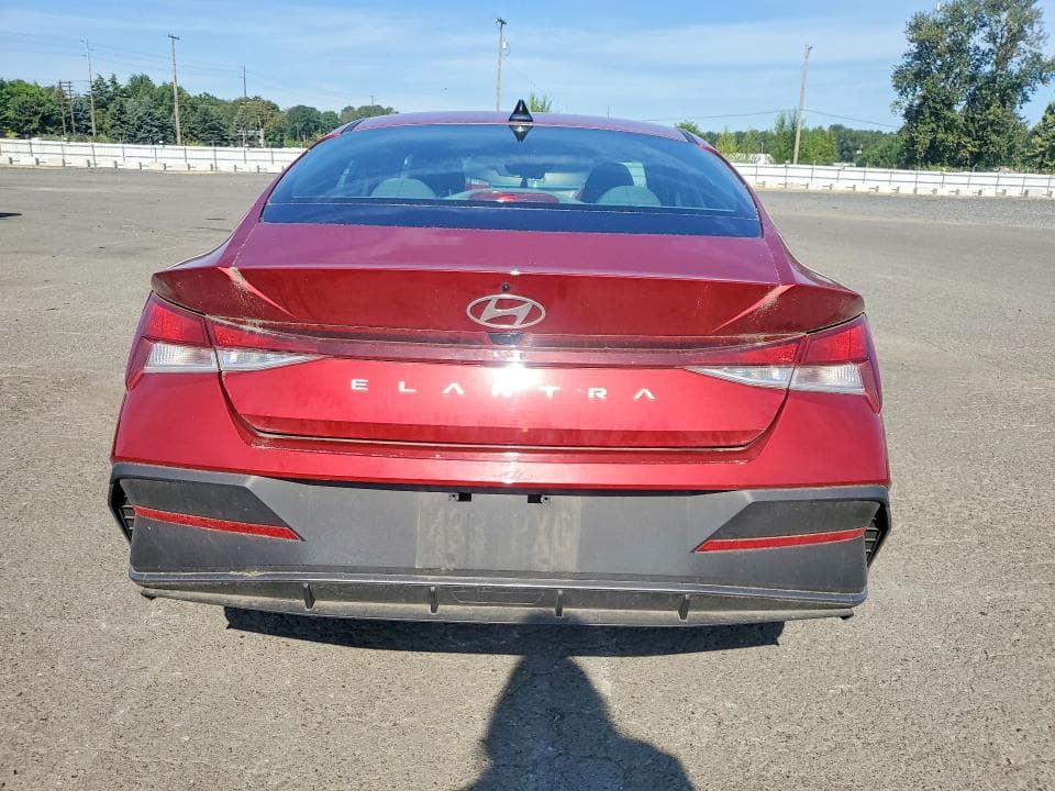 2024 HYUNDAI ELANTRA SEL 6