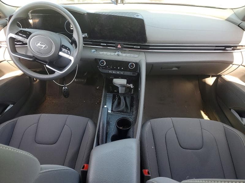 2024 HYUNDAI ELANTRA SEL 8
