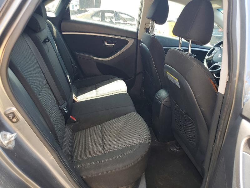 2017 HYUNDAI ELANTRA GT BASE BASE 10