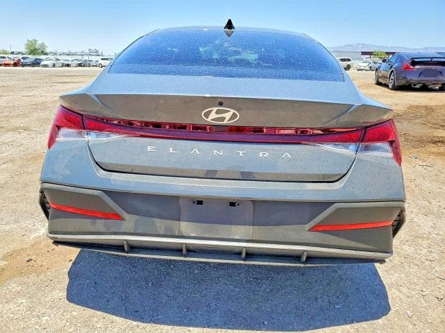 2025 HYUNDAI ELANTRA SE 6