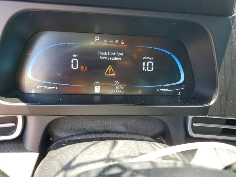 2025 HYUNDAI ELANTRA SE 9