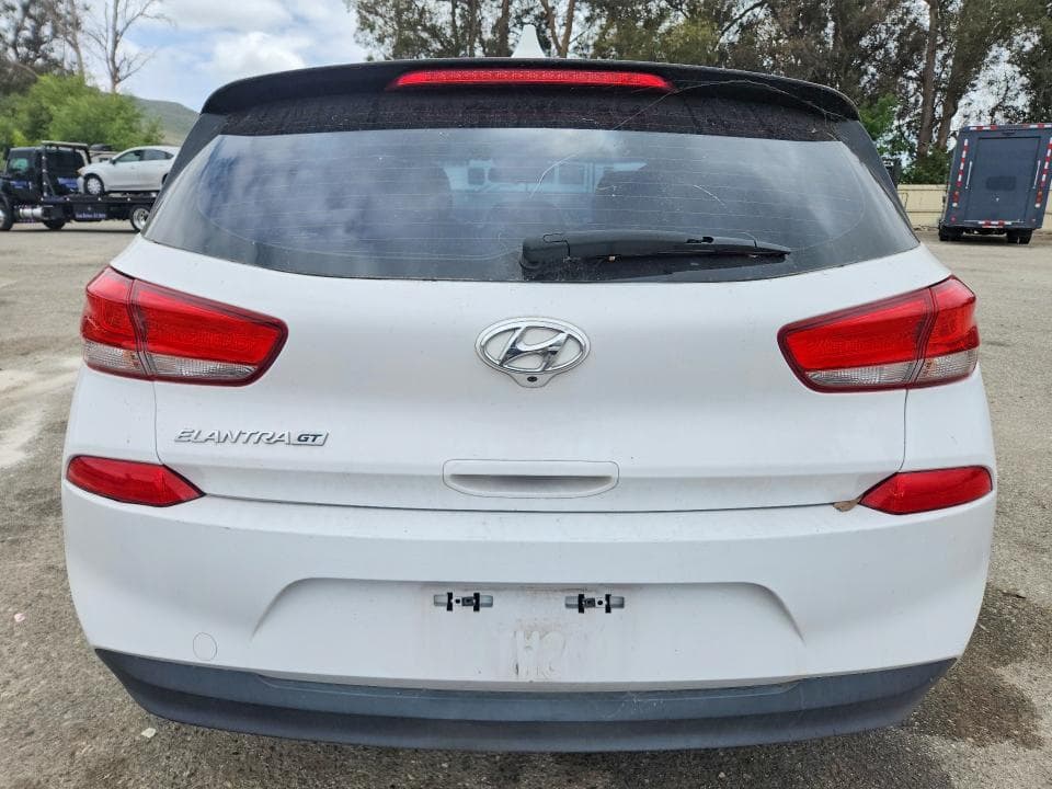 2018 HYUNDAI ELANTRA GT BASE 6