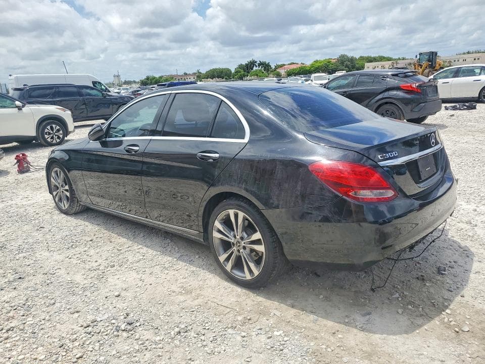 2017 MERCEDES-BENZ C 300 2