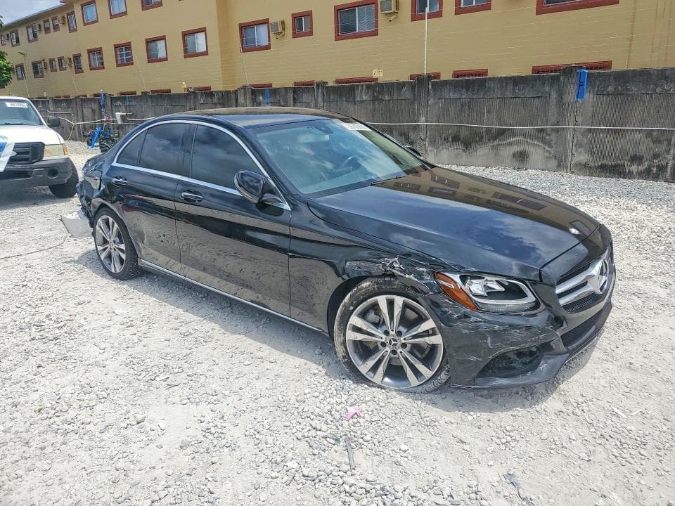 2017 MERCEDES-BENZ C 300 4