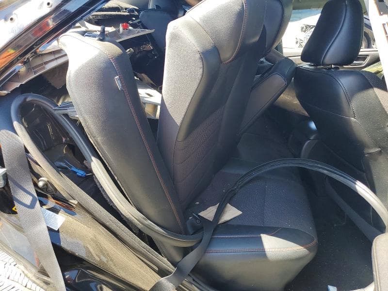 2017 TOYOTA CAMRY SE 10