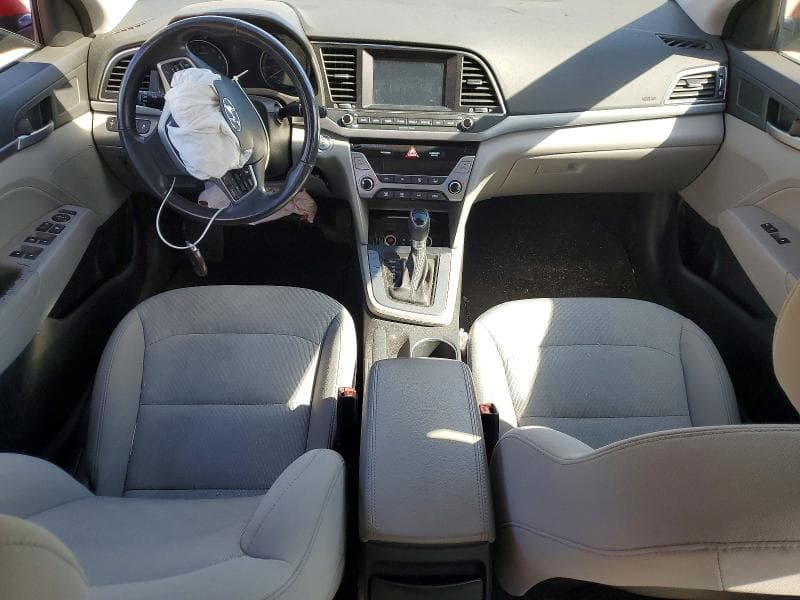 2017 HYUNDAI ELANTRA SE SE 8