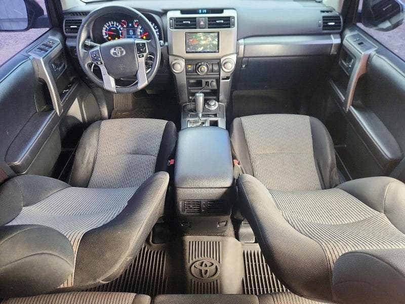 2018 TOYOTA 4RUNNER SR5 8