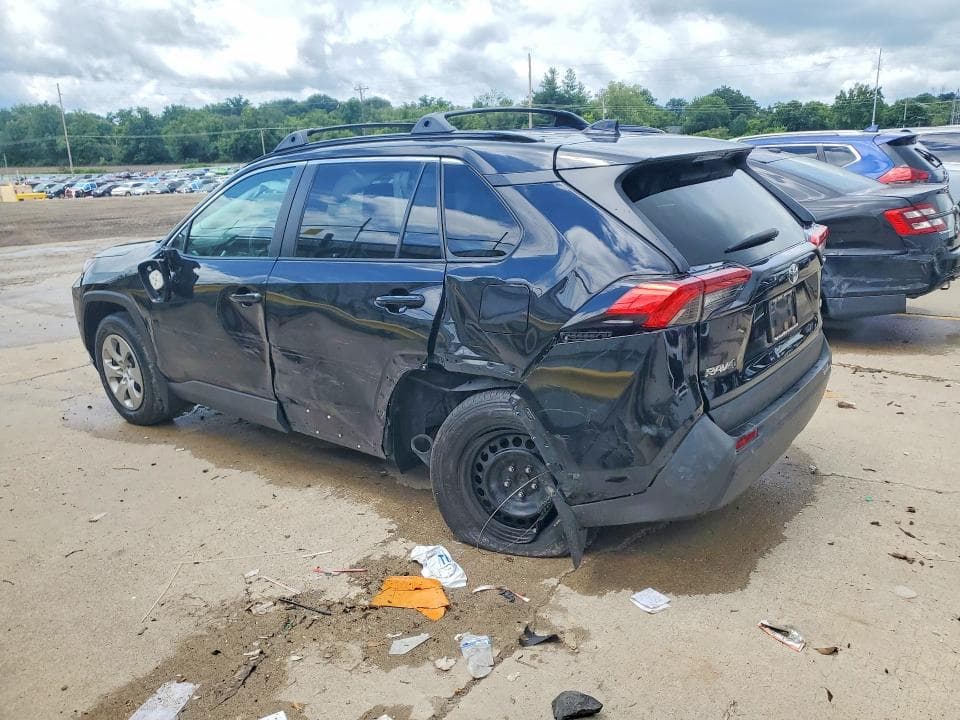 2020 TOYOTA RAV4 LE 2