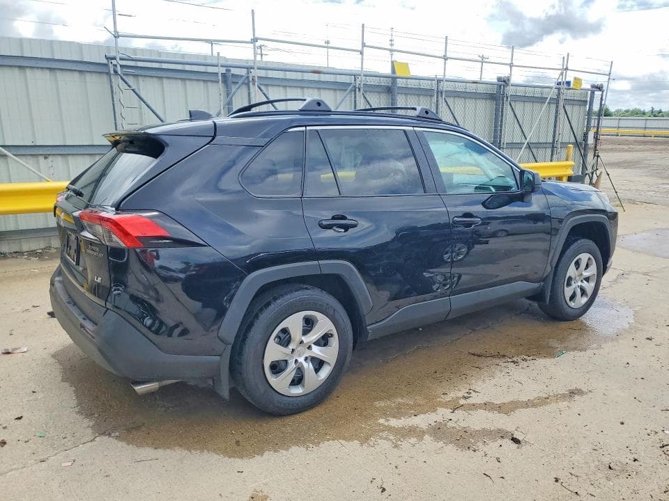 2020 TOYOTA RAV4 LE 3