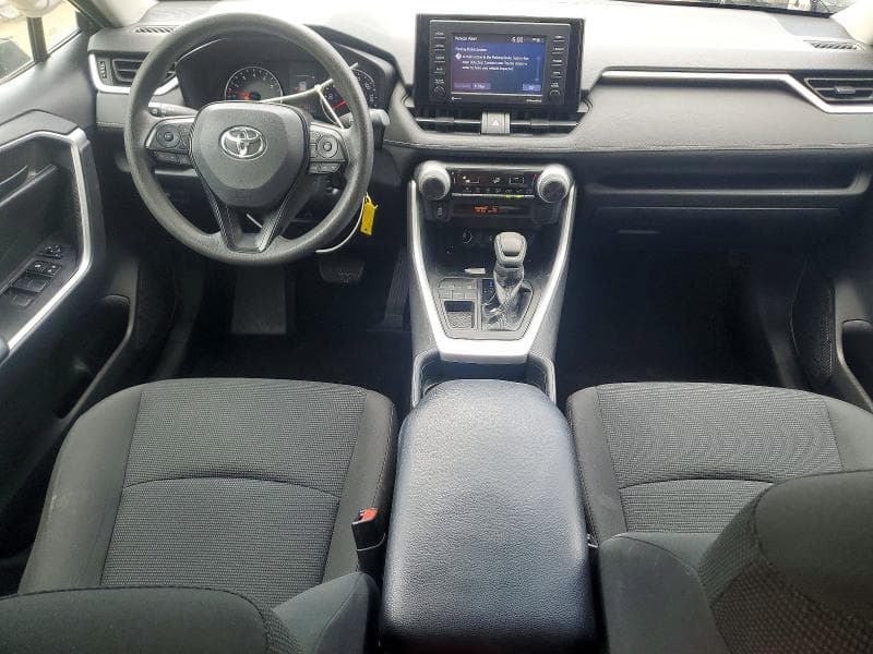 2020 TOYOTA RAV4 LE 8