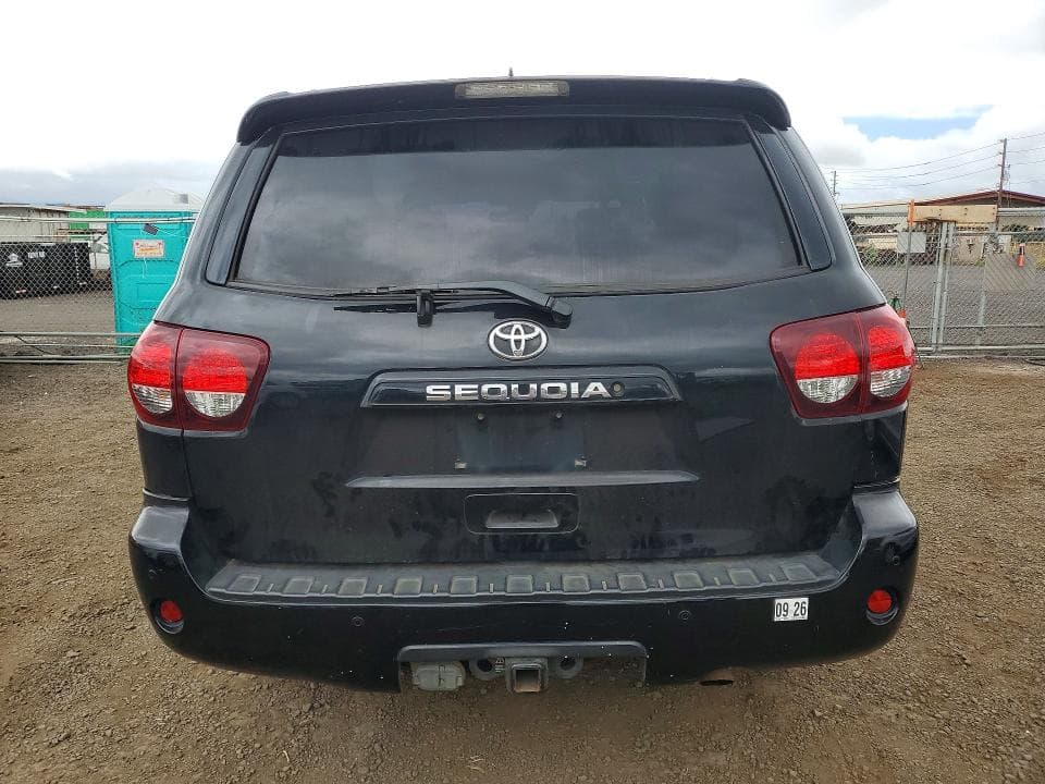 2018 TOYOTA SEQUOIA SR5 SR5 6
