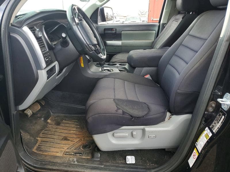 2018 TOYOTA SEQUOIA SR5 SR5 7