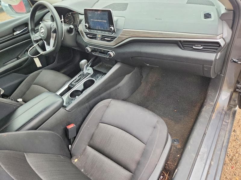 2024 NISSAN ALTIMA SV SV 8