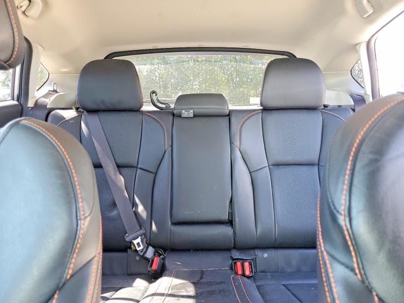 2018 SUBARU CROSSTREK LIMITED 10