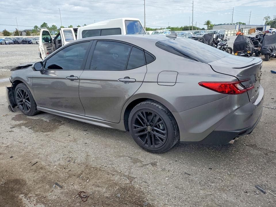 2025 TOYOTA CAMRY SE 2