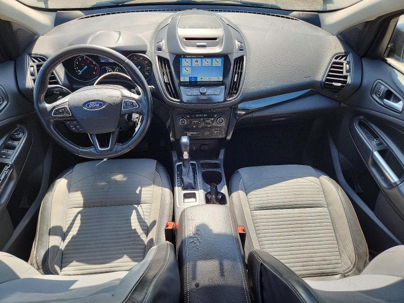 2017 FORD ESCAPE 8