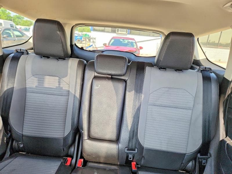 2017 FORD ESCAPE 10