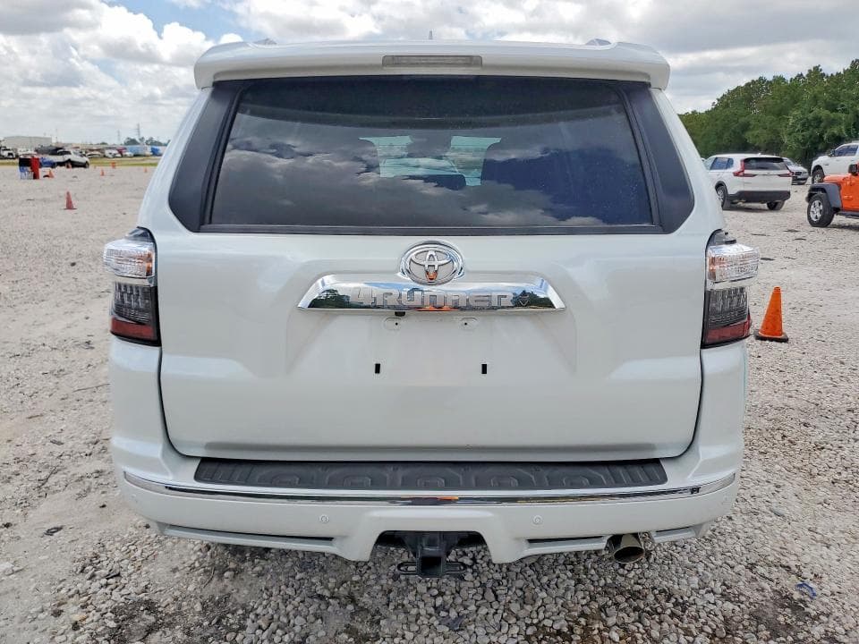 2024 TOYOTA 4RUNNER LIMITED LIMITED 6