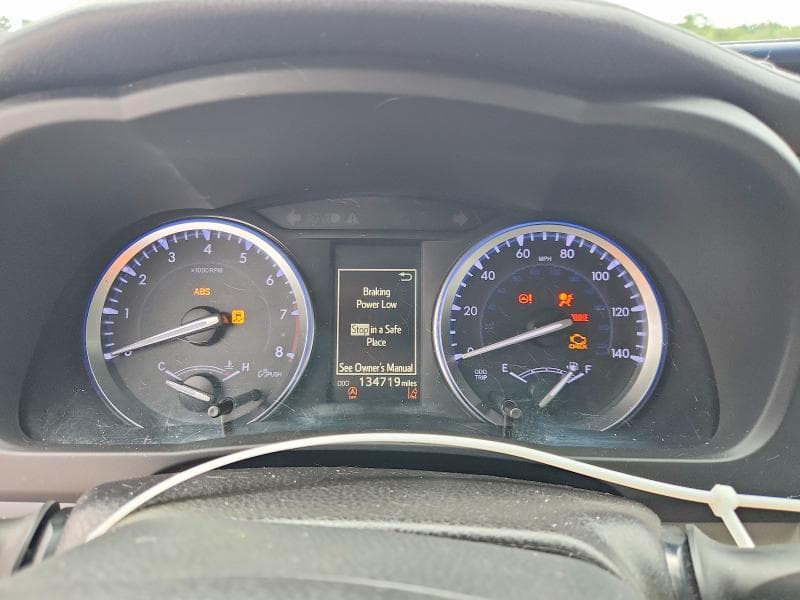 2018 TOYOTA HIGHLANDER XLE 9