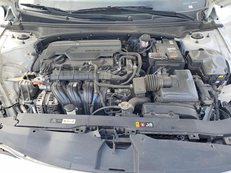 2024 HYUNDAI ELANTRA SEL 11