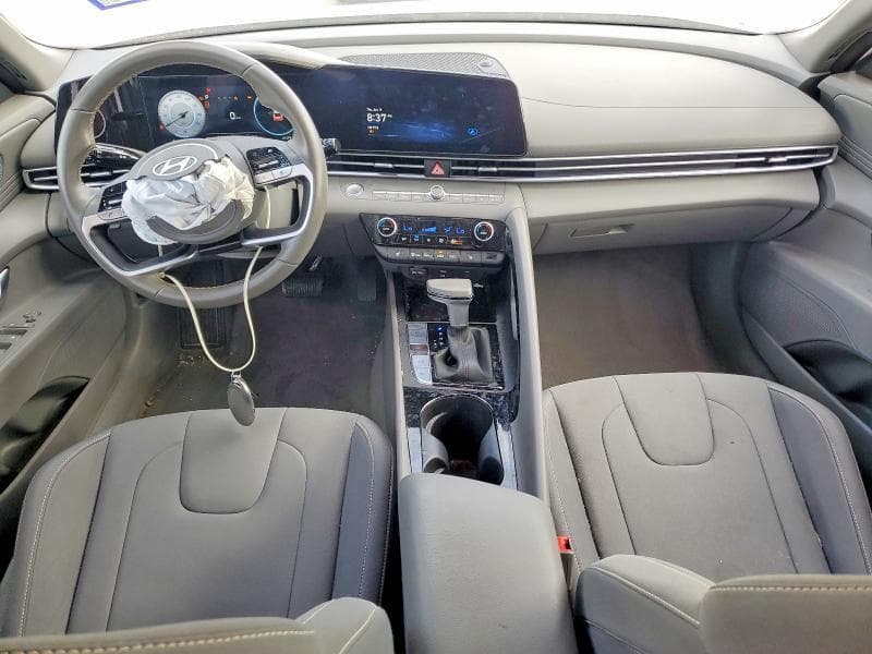 2024 HYUNDAI ELANTRA SEL 8